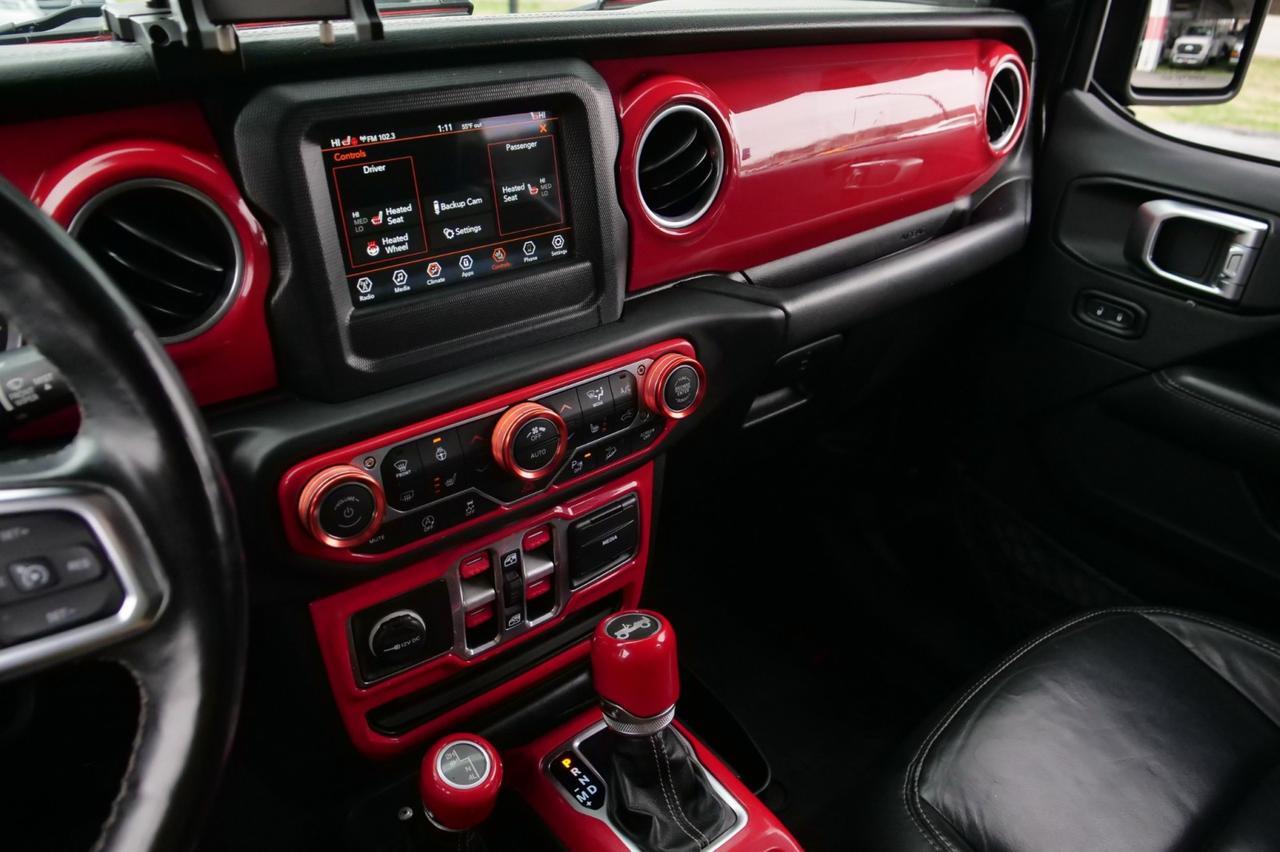 2018 Jeep Wrangler Unlimited Sahara 4X4 / Cold Weather Group / Leather Seats! Lincolnton NC