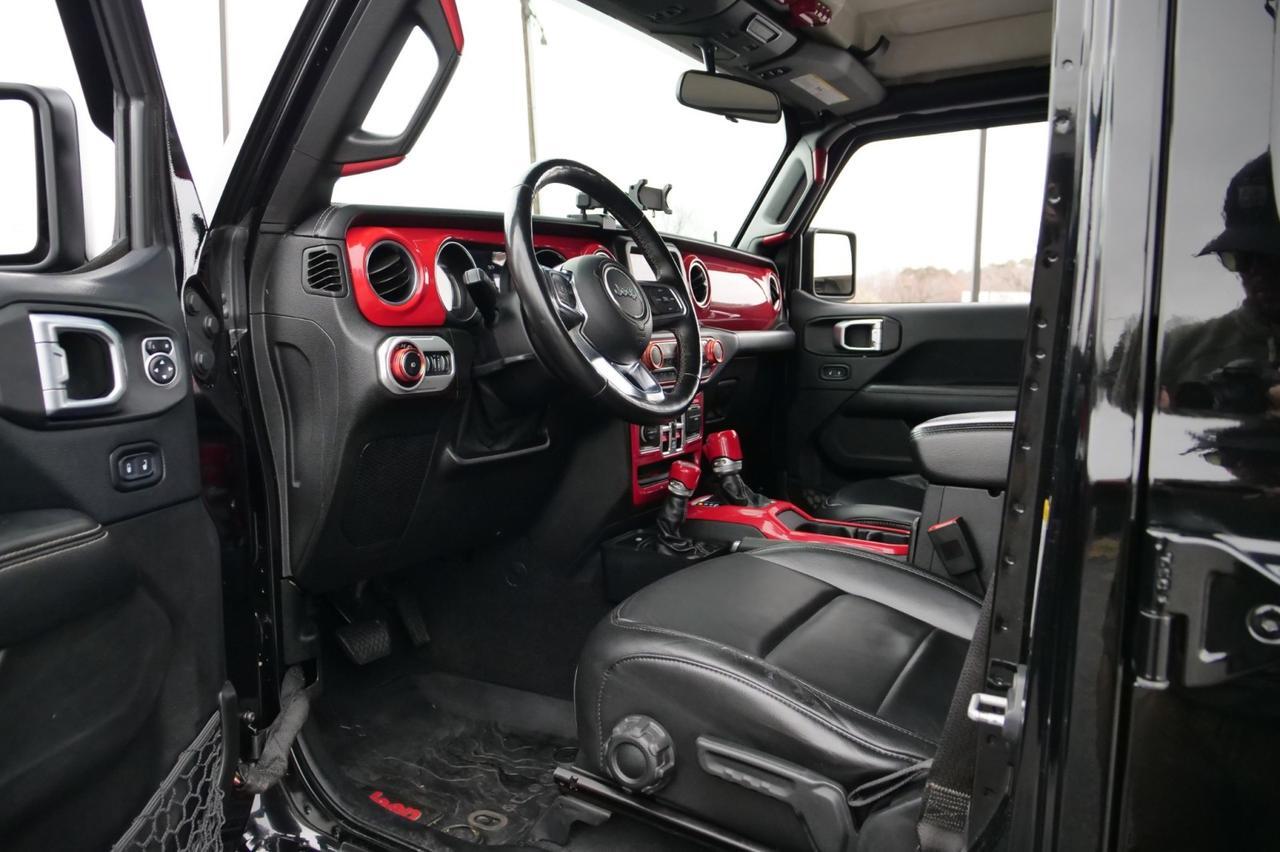 2018 Jeep Wrangler Unlimited Sahara 4X4 / Cold Weather Group / Leather Seats! Lincolnton NC