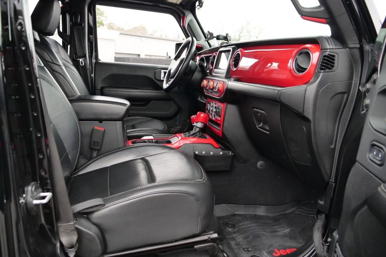 2018 Jeep Wrangler Unlimited Sahara 4X4 / Cold Weather Group / Leather Seats! Lincolnton NC