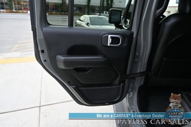 2018 Jeep Wrangler Unlimited Sahara / 4X4 / Hard Top / Cold Weather Pkg / Heated Leather Seats & Steering Wheel / NAV / Auto Start / Alpine Speakers / Apple CarPlay & Android Auto / Back Up Camera / Keyless Entry & Start / Block Heater Anchorage AK