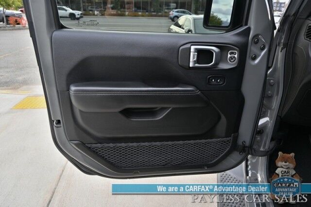 2018 Jeep Wrangler Unlimited Sahara / 4X4 / Hard Top / Cold Weather Pkg / Heated Leather Seats & Steering Wheel / NAV / Auto Start / Alpine Speakers / Apple CarPlay & Android Auto / Back Up Camera / Keyless Entry & Start / Block Heater Anchorage AK