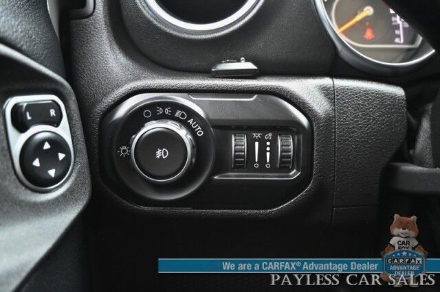 2018 Jeep Wrangler Unlimited Sahara / 4X4 / Hard Top / Cold Weather Pkg / Heated Leather Seats & Steering Wheel / NAV / Auto Start / Alpine Speakers / Apple CarPlay & Android Auto / Back Up Camera / Keyless Entry & Start / Block Heater Anchorage AK