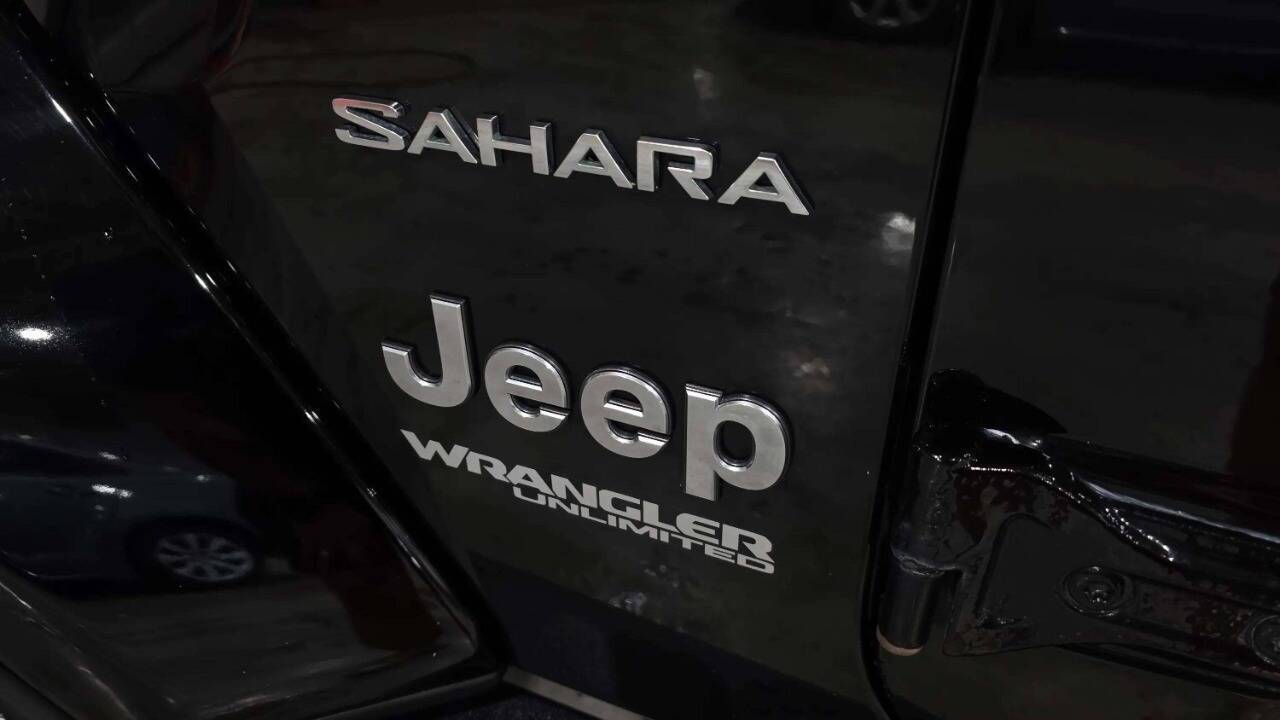 2018 Jeep Wrangler Unlimited Sahara 4x4 4dr SUV (midyear release) Chesterfield MI