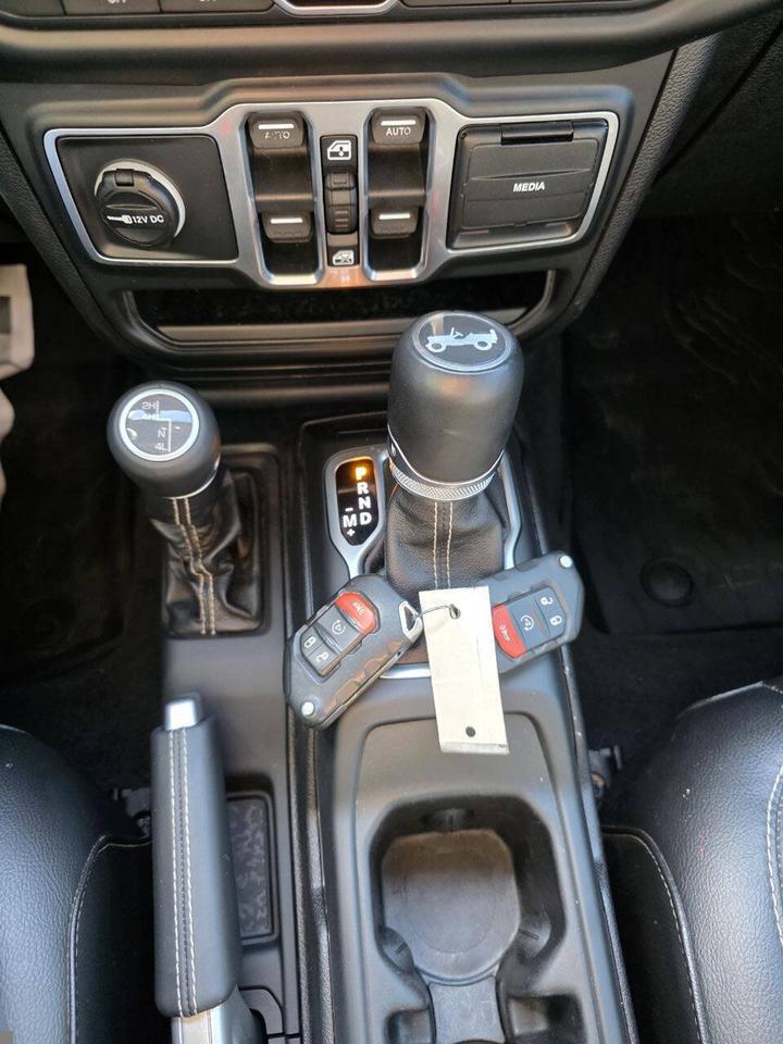 2018 Jeep Wrangler Unlimited Sahara 4x4 4dr SUV (midyear release) Eldridge IA