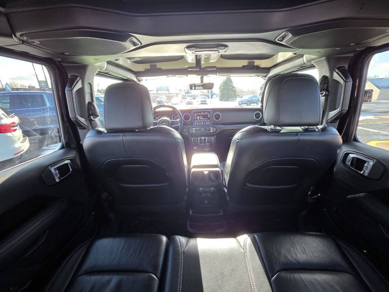 2018 Jeep Wrangler Unlimited Sahara 4x4 4dr SUV (midyear release) Eldridge IA