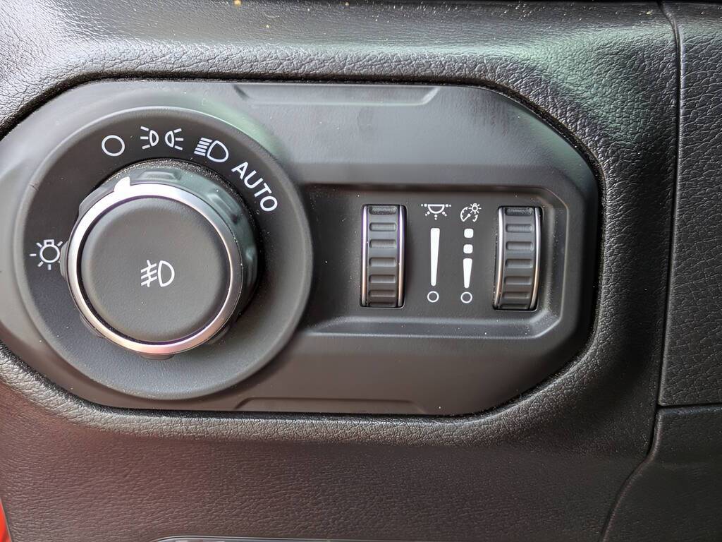 2018 Jeep Wrangler Unlimited Sahara 4x4 4dr SUV (midyear release) Saint Augustine FL