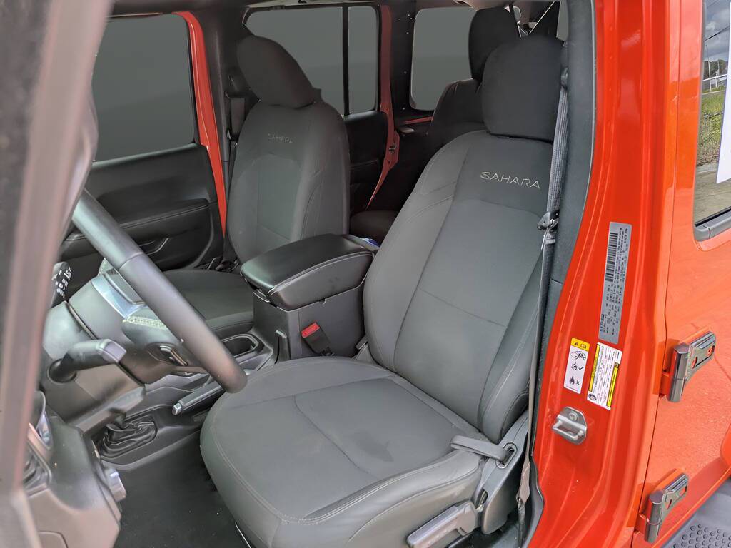 2018 Jeep Wrangler Unlimited Sahara 4x4 4dr SUV (midyear release) Saint Augustine FL