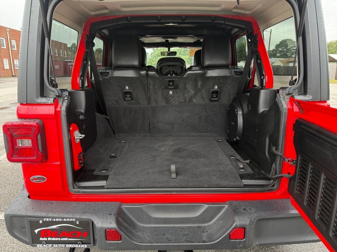 2018 Jeep Wrangler Unlimited Sahara, APPLE CARPLAY/ANDROID AUTO, 4X4, POWER MIRRORS, HEATED MIRRORS, REMOTE START, TOW PACKAGE, COME AND TEST DRIVE TODAY! Norfolk VA