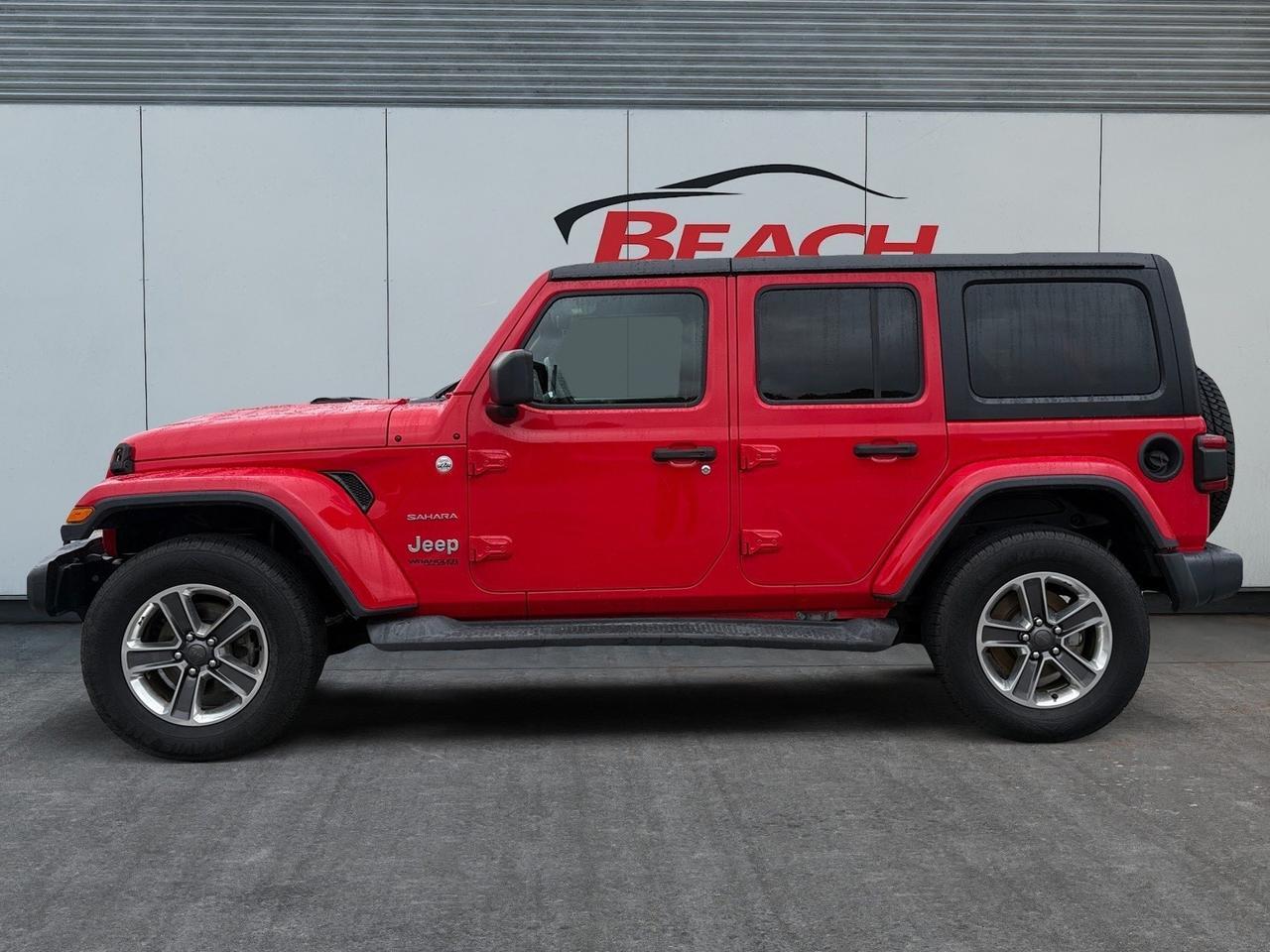 2018 Jeep Wrangler Unlimited Sahara, APPLE CARPLAY/ANDROID AUTO, 4X4, RUNNING BOARDS, POWER MIRRORS, HEATED MIRRORS, REMOTE START, TOW PACKAGE, COME AND TEST DIRVE TODAY!