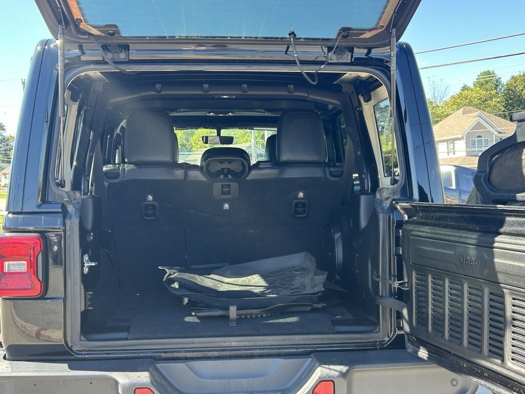 2018 Jeep Wrangler Unlimited Sahara Crestwood KY