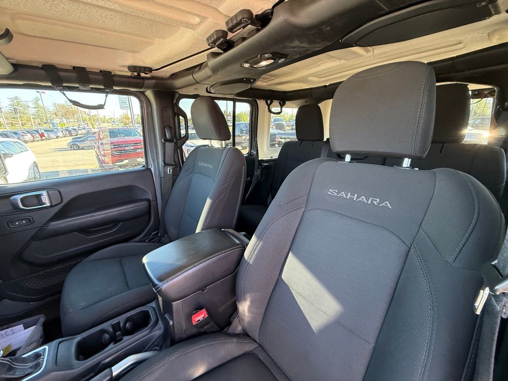 2018 Jeep Wrangler Unlimited Sahara Crestwood KY