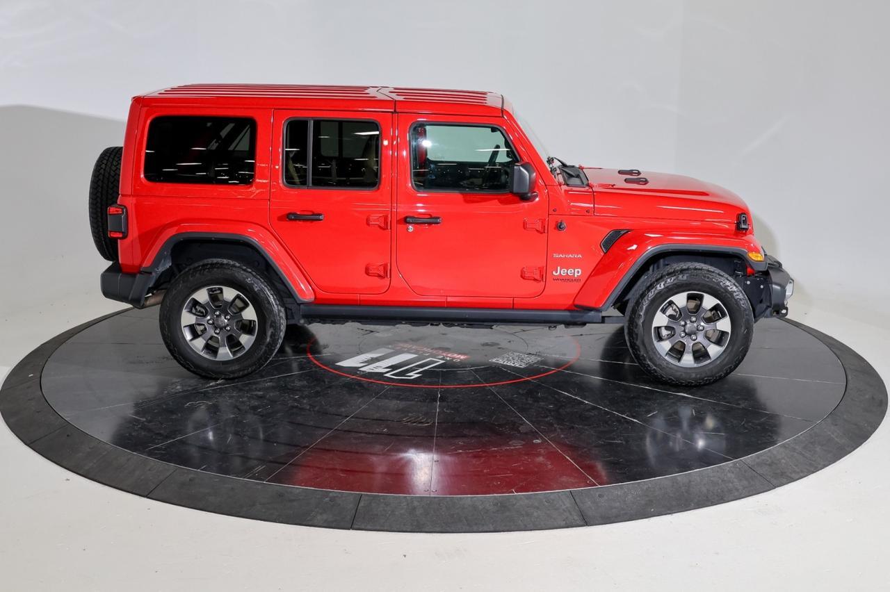 2018 Jeep Wrangler Unlimited Sahara photo 3