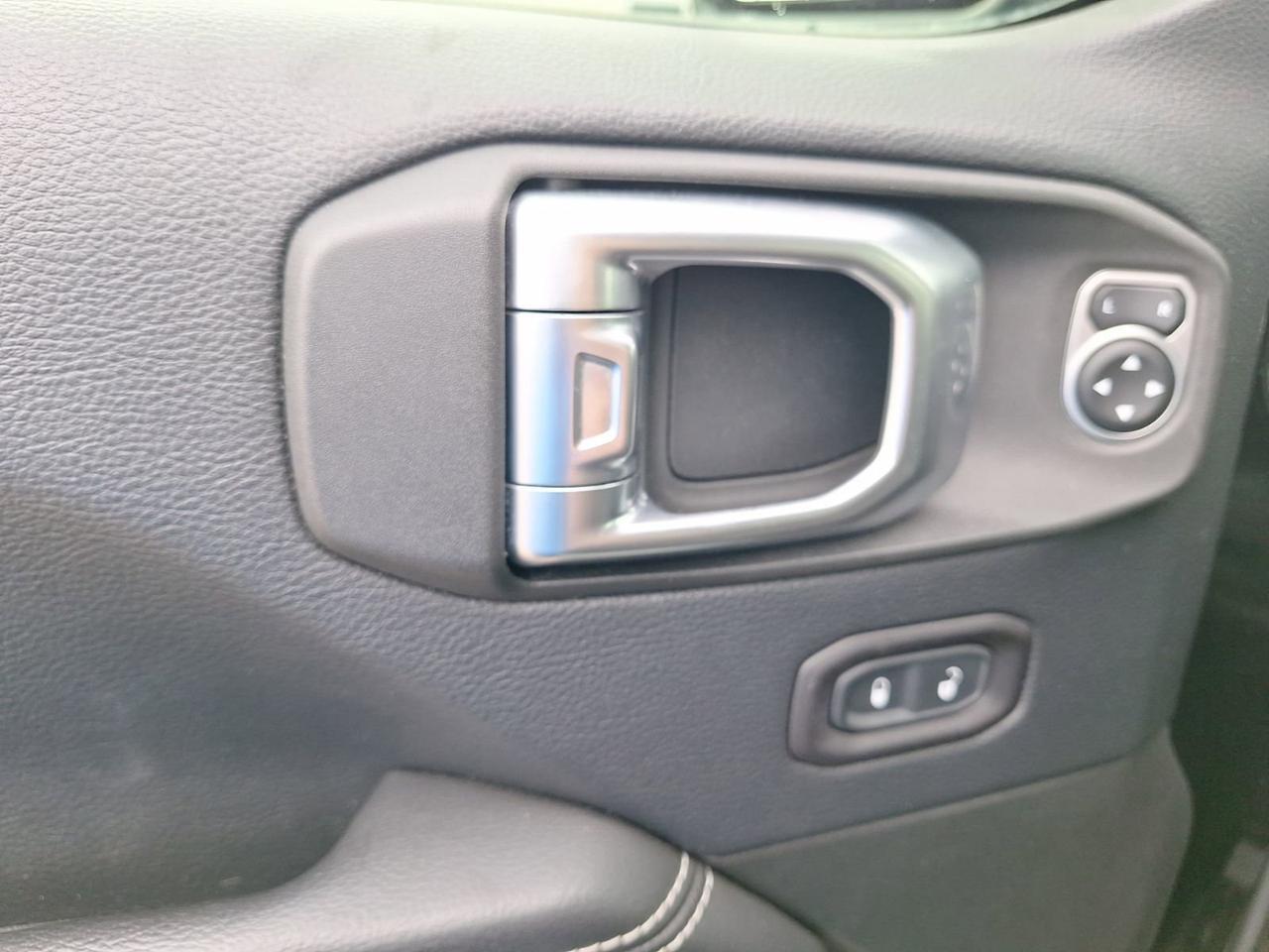 2018 Jeep Wrangler Unlimited Sahara Hurst TX