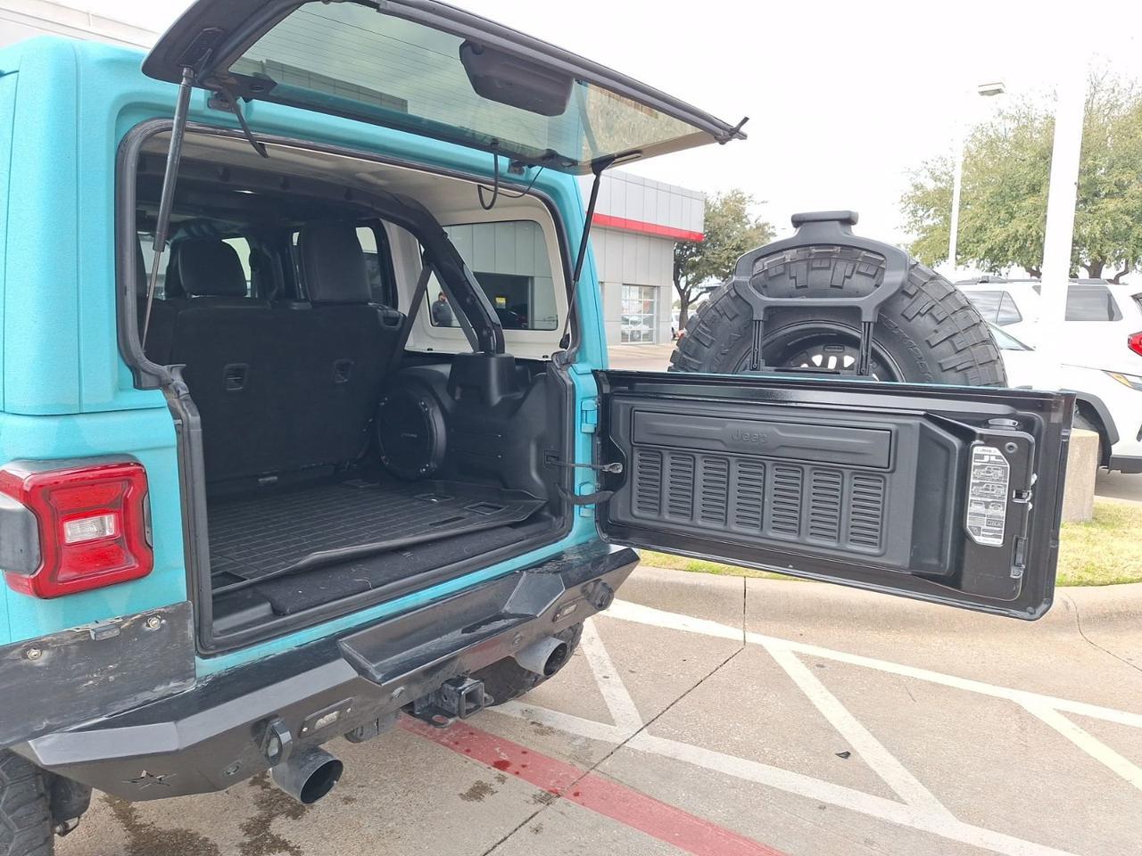 2018 Jeep Wrangler Unlimited Sahara Hurst TX