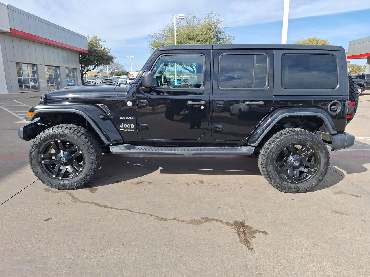 2018 Jeep Wrangler Unlimited Sahara Hurst TX
