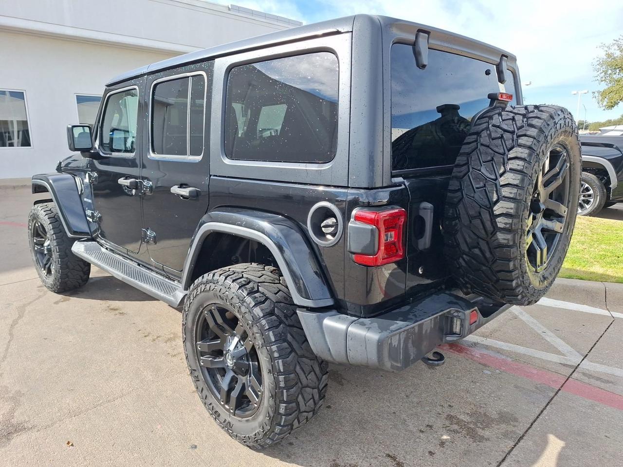 2018 Jeep Wrangler Unlimited Sahara Hurst TX