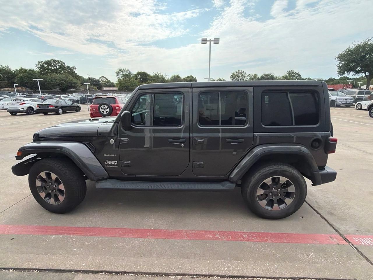 2018 Jeep Wrangler Unlimited Sahara Hurst TX