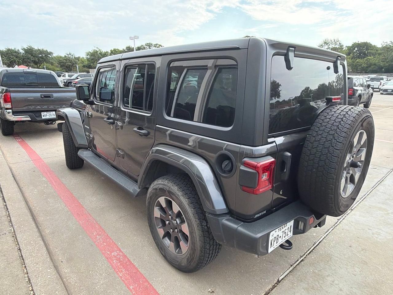 2018 Jeep Wrangler Unlimited Sahara Hurst TX