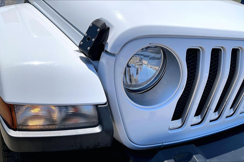 2018 Jeep Wrangler Unlimited Sahara OR