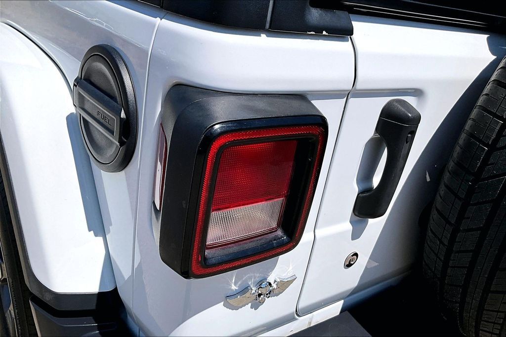 2018 Jeep Wrangler Unlimited Sahara OR