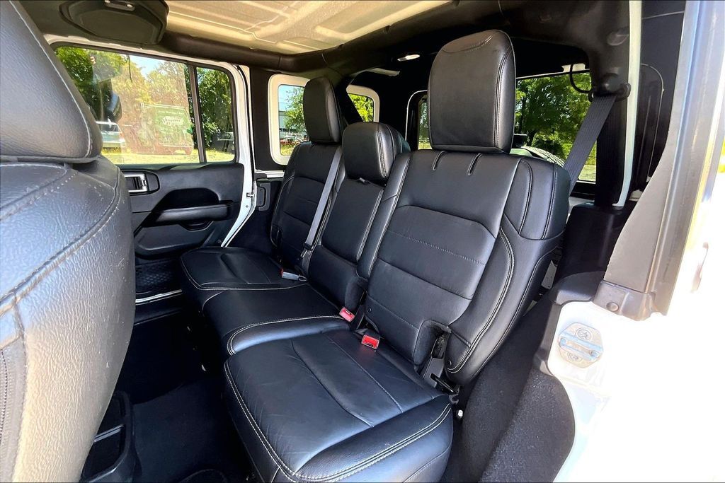 2018 Jeep Wrangler Unlimited Sahara OR