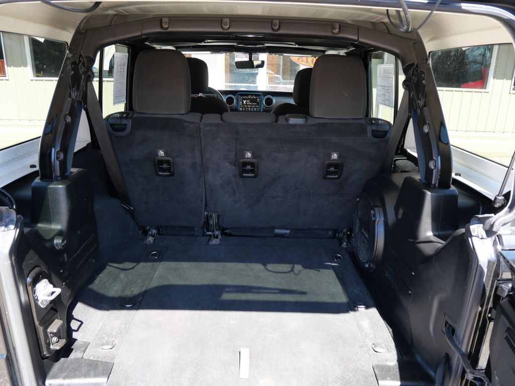 2018 Jeep Wrangler Unlimited Sahara Mt Pleasant MI