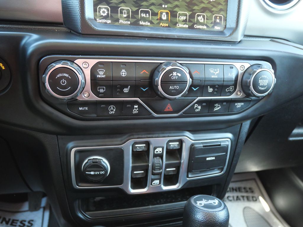 2018 Jeep Wrangler Unlimited Sahara Mt Pleasant MI