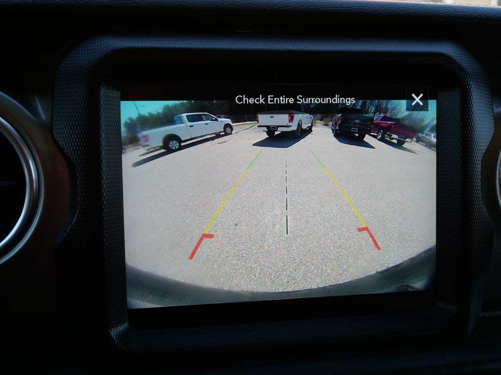 2018 Jeep Wrangler Unlimited Sahara Mt Pleasant MI