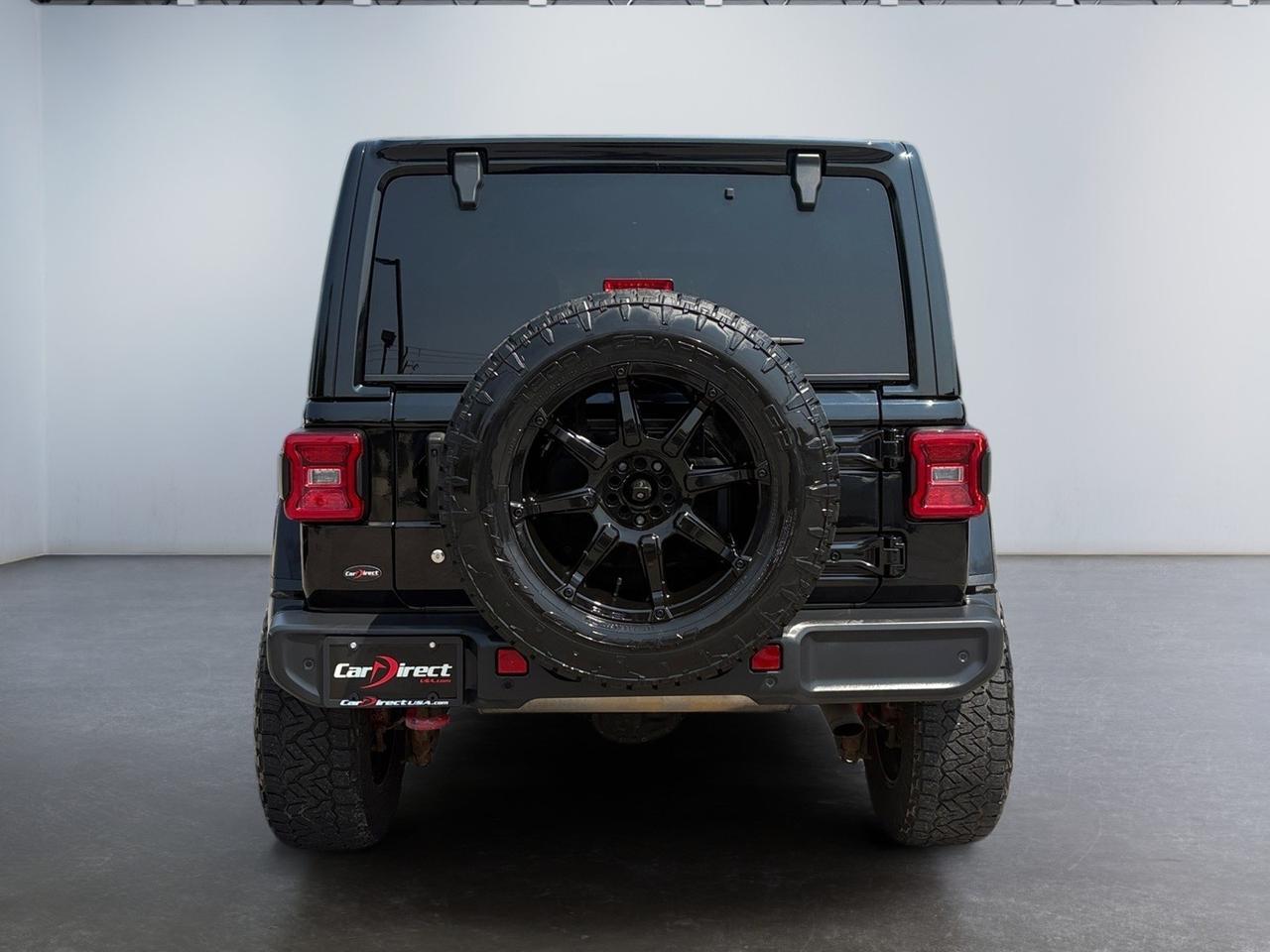 2018 Jeep Wrangler Unlimited Sahara, RUNNING BOARDS, CUSTOM FUEL WHEELS, BACKUP CAMERA, PARKING SENSORS, AUTO START/STOP, HEATED STEERING WHEEL & SEATS, BLIND SPOT ALERT, LANE KEEP ASSIST, APPLE CARPLAY/ANDROID AUTO, LOW MILES, CLEAN CARFAX, TAKE THIS WRANGLER ON THE ROAD! Virginia Beach VA