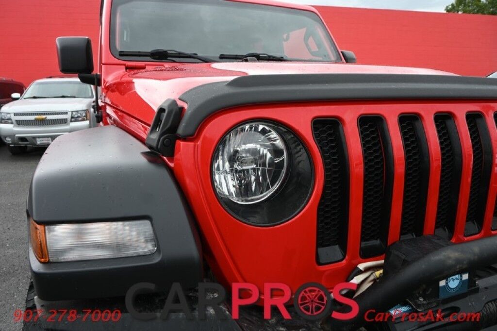 2018 Jeep Wrangler Unlimited Sport - 4X4 - Technology & Convenience Group - Active Safety Group - Auto Start - Hard Top - Back Up Camera - Apple CarPlay & Android Auto - Blind Spot Alert - Winch - Keyless Entry & Start - Tow Pkg Anchorage AK