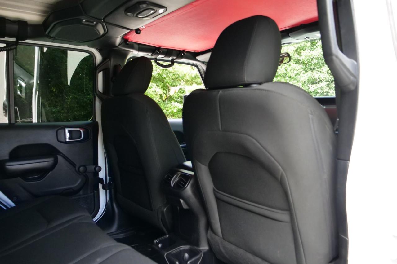 2018 Jeep Wrangler Unlimited Sport 4X4 / UPGRADES / Manual / 3.6L V6! Lincolnton NC