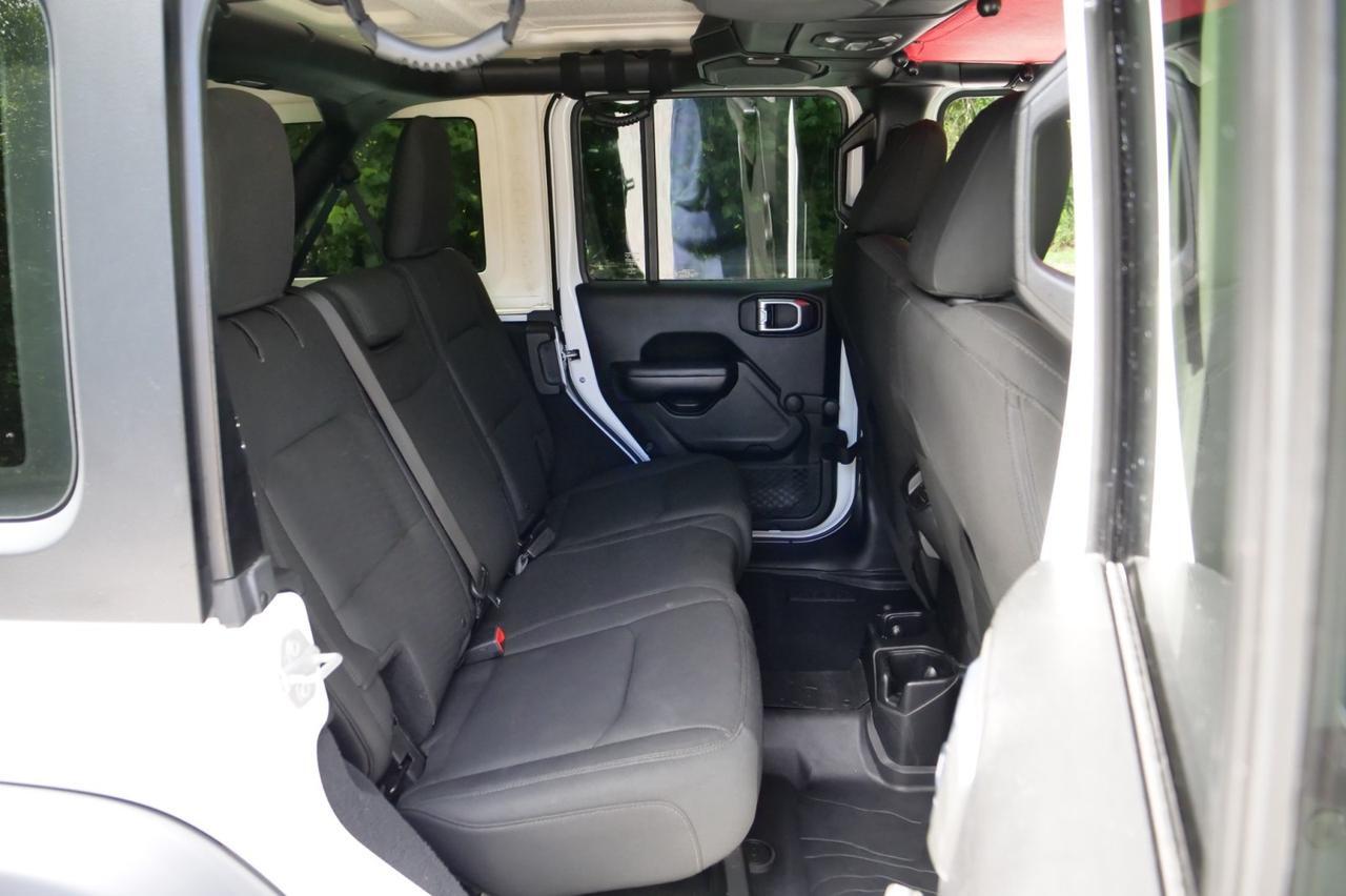 2018 Jeep Wrangler Unlimited Sport 4X4 / UPGRADES / Manual / 3.6L V6! Lincolnton NC