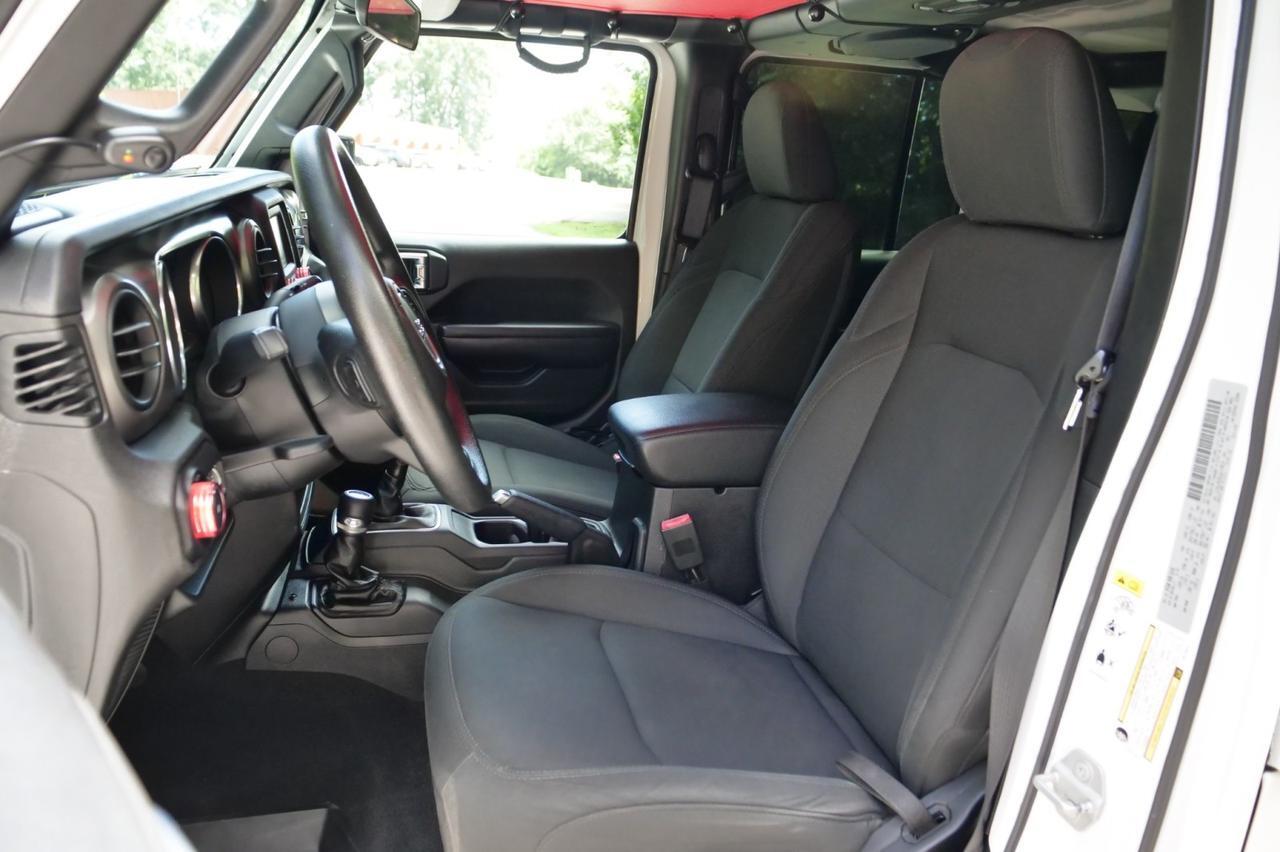 2018 Jeep Wrangler Unlimited Sport 4X4 / UPGRADES / Manual / 3.6L V6! Lincolnton NC