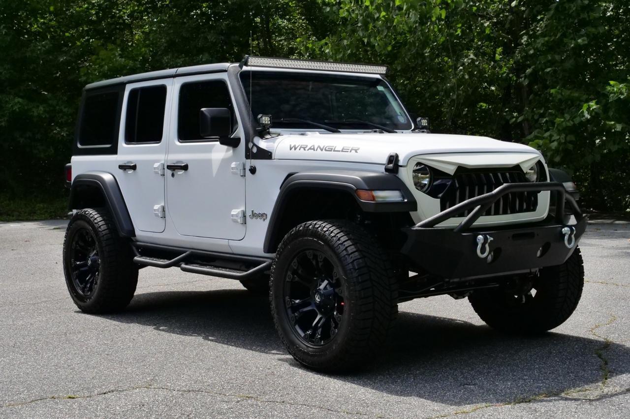 2018 Jeep Wrangler Unlimited Sport 4X4 / UPGRADES / Manual / 3.6L V6! Lincolnton NC