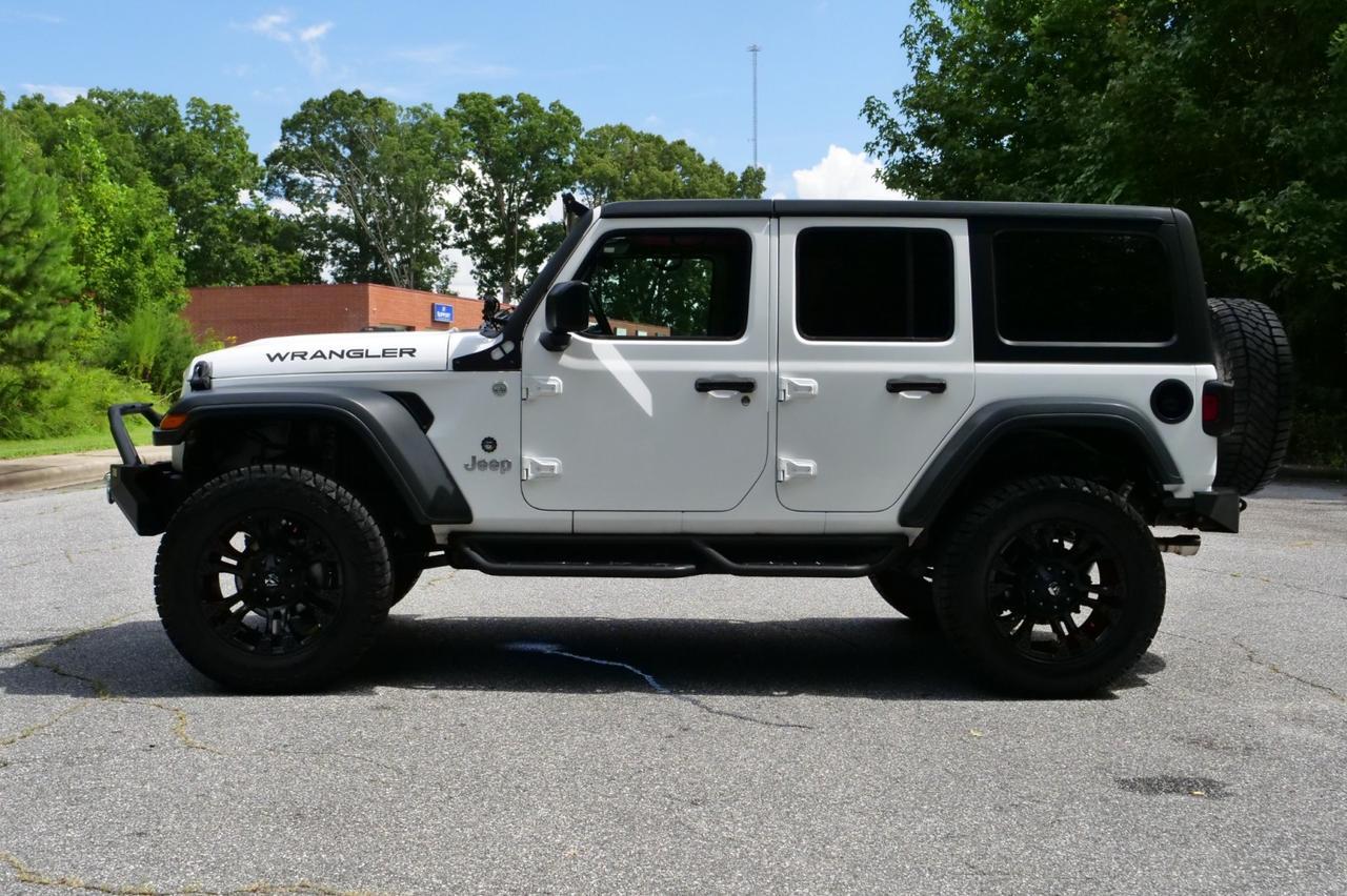 2018 Jeep Wrangler Unlimited Sport 4X4 / UPGRADES / Manual / 3.6L V6! Lincolnton NC