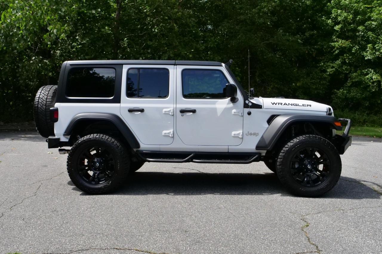 2018 Jeep Wrangler Unlimited Sport 4X4 / UPGRADES / Manual / 3.6L V6! Lincolnton NC