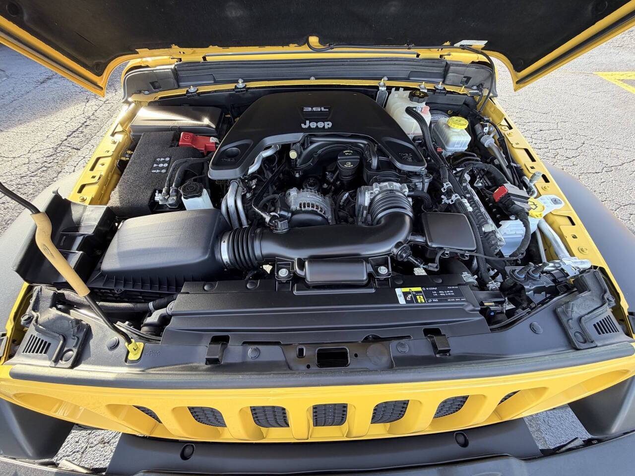 2018 Jeep Wrangler Unlimited Sport 4x4 4dr SUV (midyear release) Eldridge IA