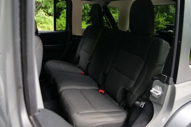 2018 Jeep Wrangler Unlimited Sport S 4x4 / Preferred Package / Safety Group / 36.L V6! High Point NC