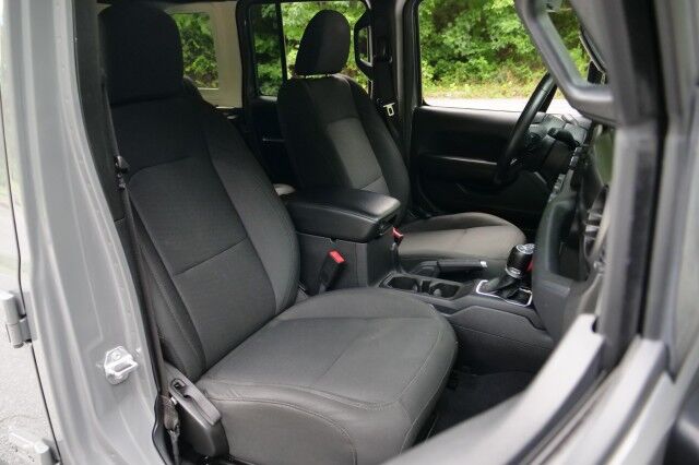 2018 Jeep Wrangler Unlimited Sport S 4x4 / Preferred Package / Safety Group / 36.L V6! High Point NC