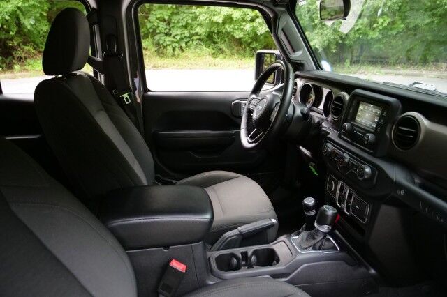 2018 Jeep Wrangler Unlimited Sport S 4x4 / Preferred Package / Safety Group / 36.L V6! High Point NC