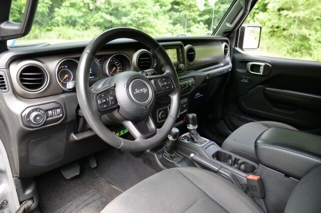 2018 Jeep Wrangler Unlimited Sport S 4x4 / Preferred Package / Safety Group / 36.L V6! High Point NC