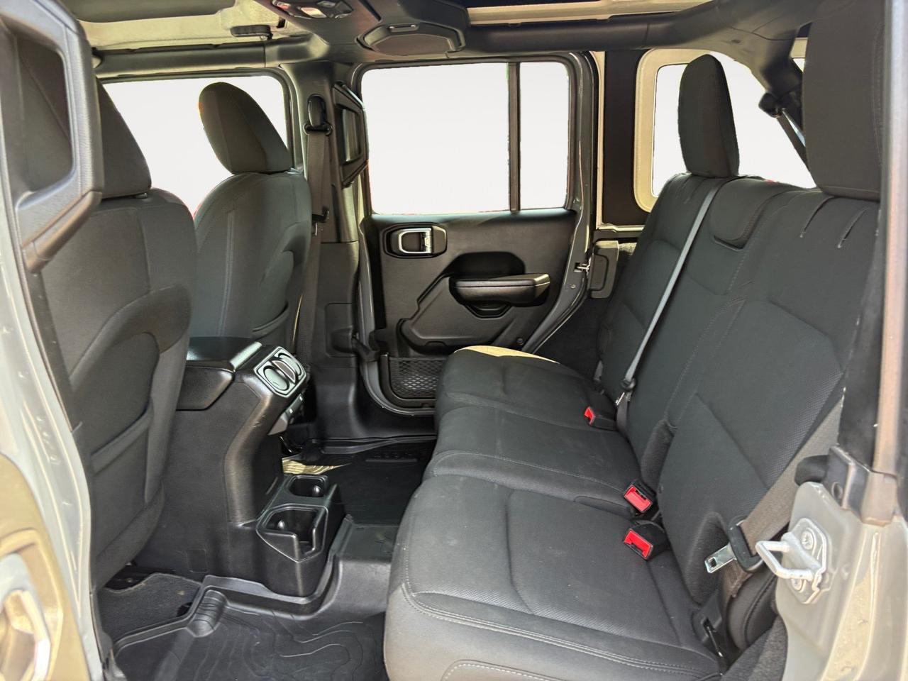 2018 Jeep Wrangler Unlimited Sport S, REMOTE START, BACKUP CAMERA WITH PARKING SENSORS, RUNNING BOARDS, HEATED STEERING WHEEL & SEATS, NO ACCIDENTS, LOW MILEAGE, ONLY 1 OWNER, OWN THE ROAD NOW! Virginia Beach VA