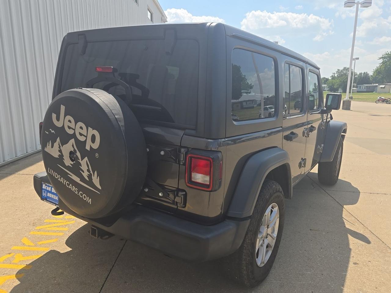 2018 Jeep Wrangler Unlimited Sport S West Burlington IA