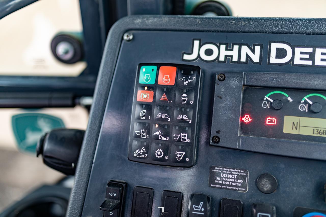 2018 John Deere 710L 4WD Loader Backhoe Diesel Red Deer AB