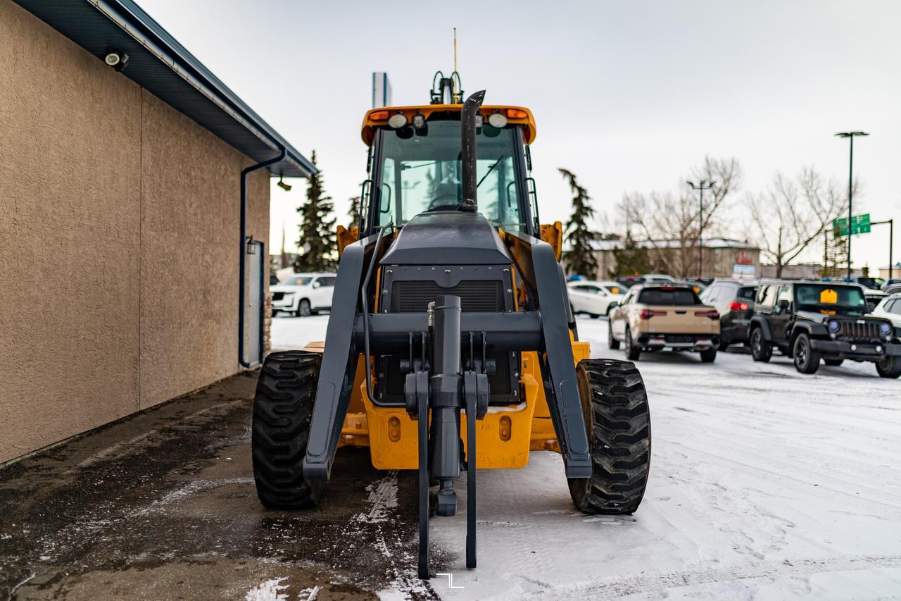 2018 John Deere 710L 4WD Loader Backhoe Diesel Red Deer AB