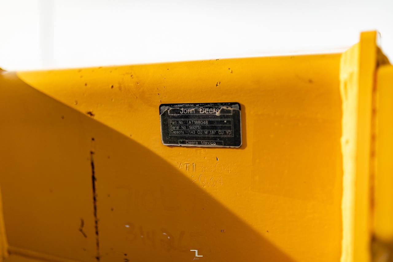 2018 John Deere 710L 4WD Loader Backhoe Diesel Red Deer AB