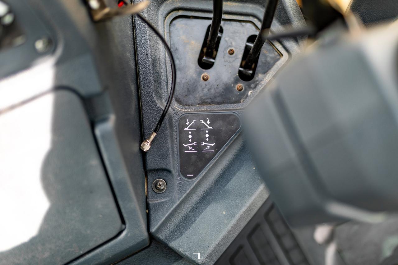 2018 John Deere 710L 4WD Loader Backhoe Diesel Red Deer AB