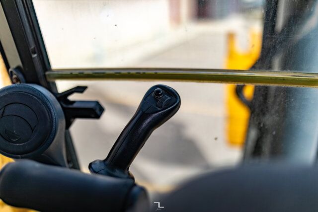 2018 John Deere 710L 4WD Loader Backhoe Diesel Red Deer AB