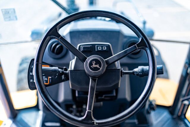 2018 John Deere 710L 4WD Loader Backhoe Diesel Red Deer AB