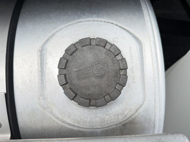 2018 Kenworth T370 26' Dry Box Truck with 2,500 lbs. Lift Gate Homestead FL